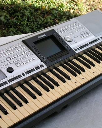 Yamaha PSR 3000