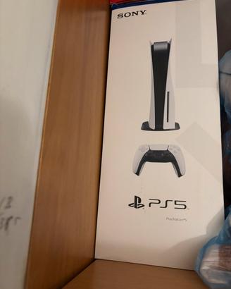 Ps5 con 2 controller e the last of us 2