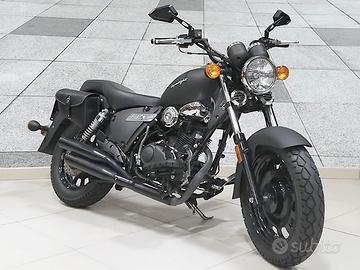 Keeway Superlight 125