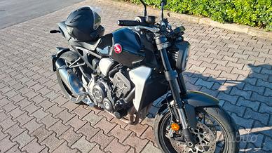 HONDA CB1000R  +  R E G A L O