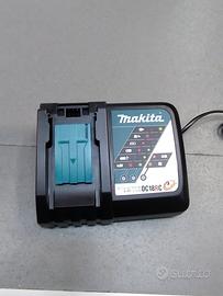 Caricabatteria Makita