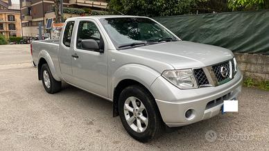 NISSAN NAVARA PICK-UP EXTRA KAB 2500 TDI 4 POSTI A