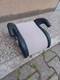 Rialzino auto per bimbo