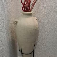 Anfora decorativa grande da terra con supporto 
