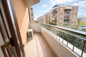 MONOLOCALE A TORRILE