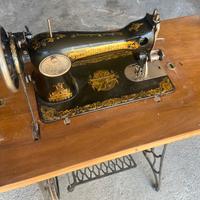 Macchina da cucire Singer vintage