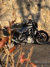 Husqvarna svartpilen 401