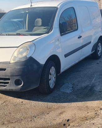 Ricambi kangoo maxi 2010 cofano paraurti anteriore
