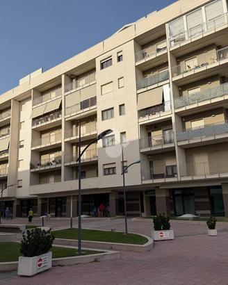 2 LOCALI A POTENZA