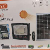 faro led 400 W ricaricabile fotovoltaico
