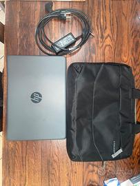 compiuter 240 G8 + custodia PREZO TRATTABILE!