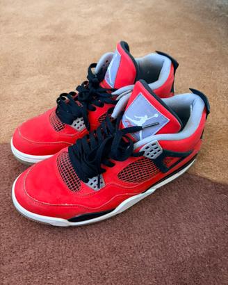 Air Jordan 4 retro toro 2013