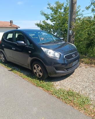 KIA VENGA 1400