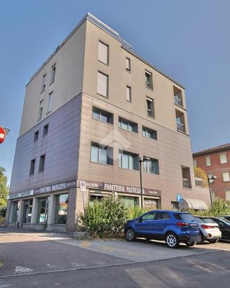2 LOCALI A REGGIO NELL'EMILIA