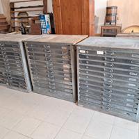 VECCHIA CASSETTIERA DA TIPOGRAFIA 