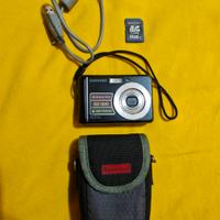 Samsung ES17 con scheda SD 8GB e custodia Reporter