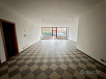 NEGOZIO A CASTELFRANCO VENETO