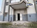 locale-commerciale-di-mq-100-ca