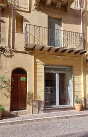 ImmobileTitolo dell'annuncio: Immobile autonomo in