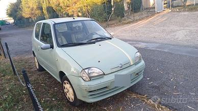 FIAT 600 2006