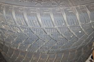 4 Gomme invernali montate su cerchi di ferro