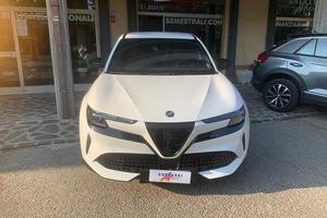 Alfa Romeo Junior 1.2 145 CV Hybrid eDCT6 Speciale