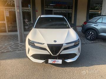 Alfa Romeo Junior 1.2 145 CV Hybrid eDCT6 Speciale