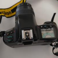 macchina foto nikon analogica F70