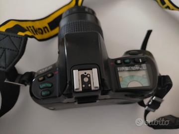 macchina foto nikon analogica F70