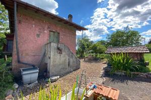 Rustico / Casale di 150 m² con 4 locali a Cave