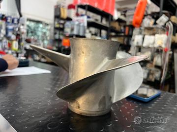 Elica Yamaha fuoribordo 19'