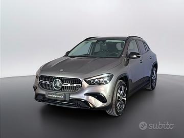 MERCEDES GLA-H247 2023 - GLA 180 d Progress U13381
