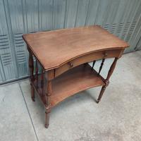 Mobiletto con cassetto