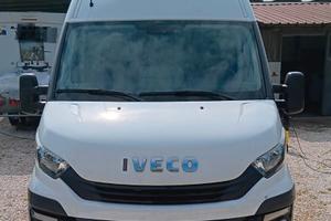 Furgone iveco 35s14