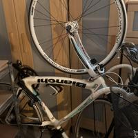 Bici da corsa bianchi