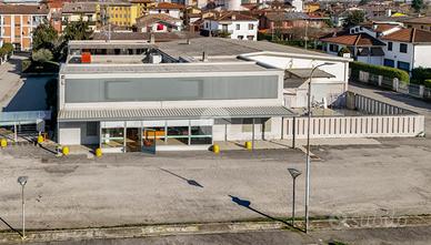 NEGOZIO A LODI VECCHIO