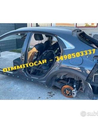Kia XCed 2023 Scocca per tagliate