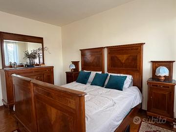 Camera da Letto Antica in Stile Louis Philippe