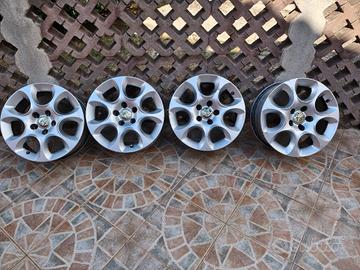 4 Cerchi in Lega 16 pollici Alfa Romeo 
