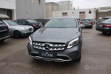 MERCEDES-BENZ GLA 180 d Sport