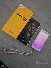 realme note50 e iPhone8 