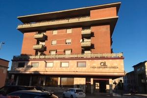 Appartamento 110 mq arredato + posto auto coperto