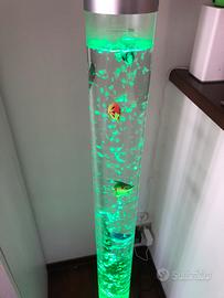 Lampada con pesci tropicali