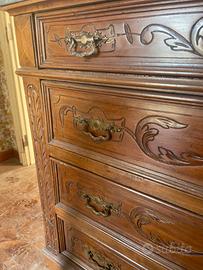 Cassettone con piano in marmo grigio