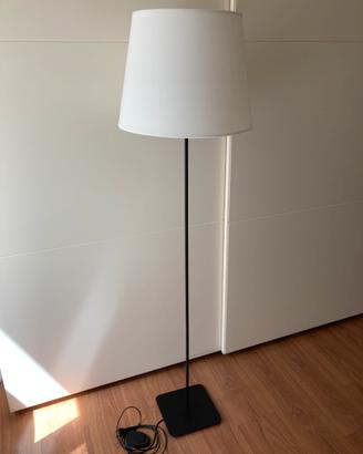 Lampada da terra IKEA