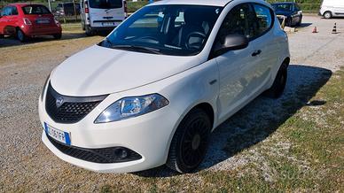 Lancia Ypsilon 1.0 FireFly 5 porte S&S Hybrid Ecoc