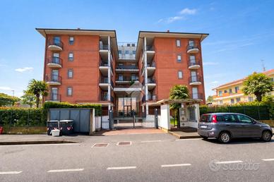 3 LOCALI A GALLIATE