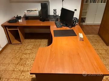 Scrivania angolare direzionale in legno