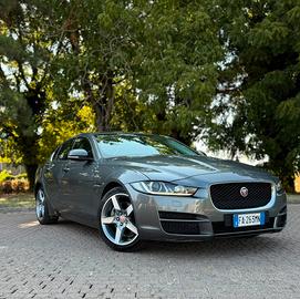 Jaguar xe 2.0d prestige 180cv