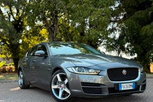 Jaguar xe 2.0d prestige 180cv